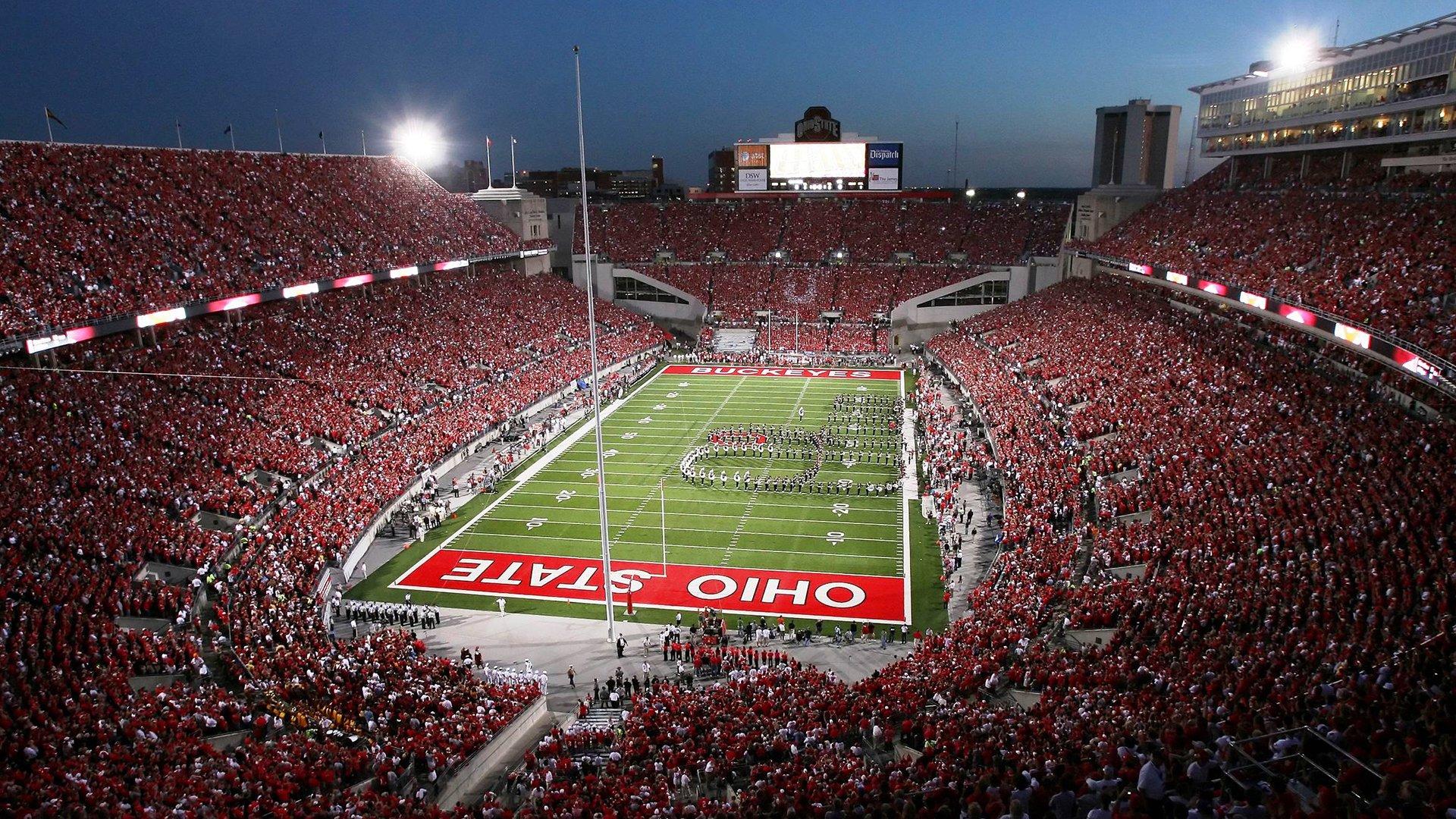 周日欧洲足坛焦点战解析，阿拉维斯迎战巴萨，尼斯对决巴黎圣曼